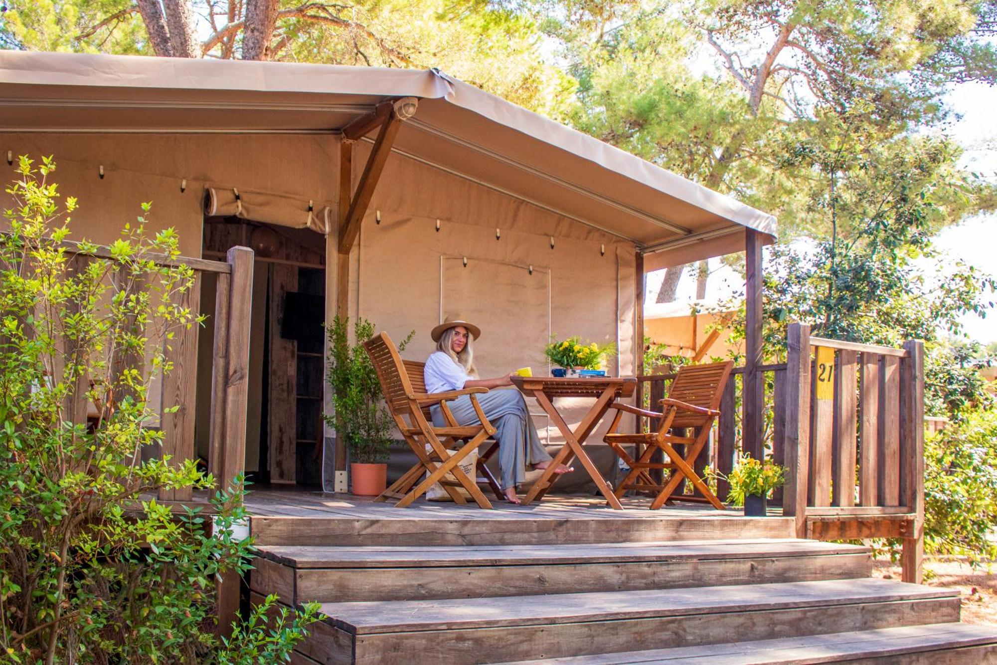 Zaton Holiday Resort Glamping Tents Nin Luaran gambar